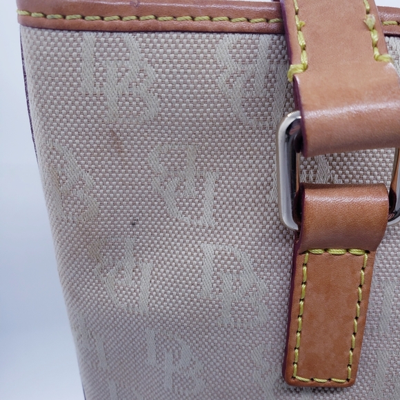 VINTAGE DOONEY AND BOURKE - Picture 3 of 9